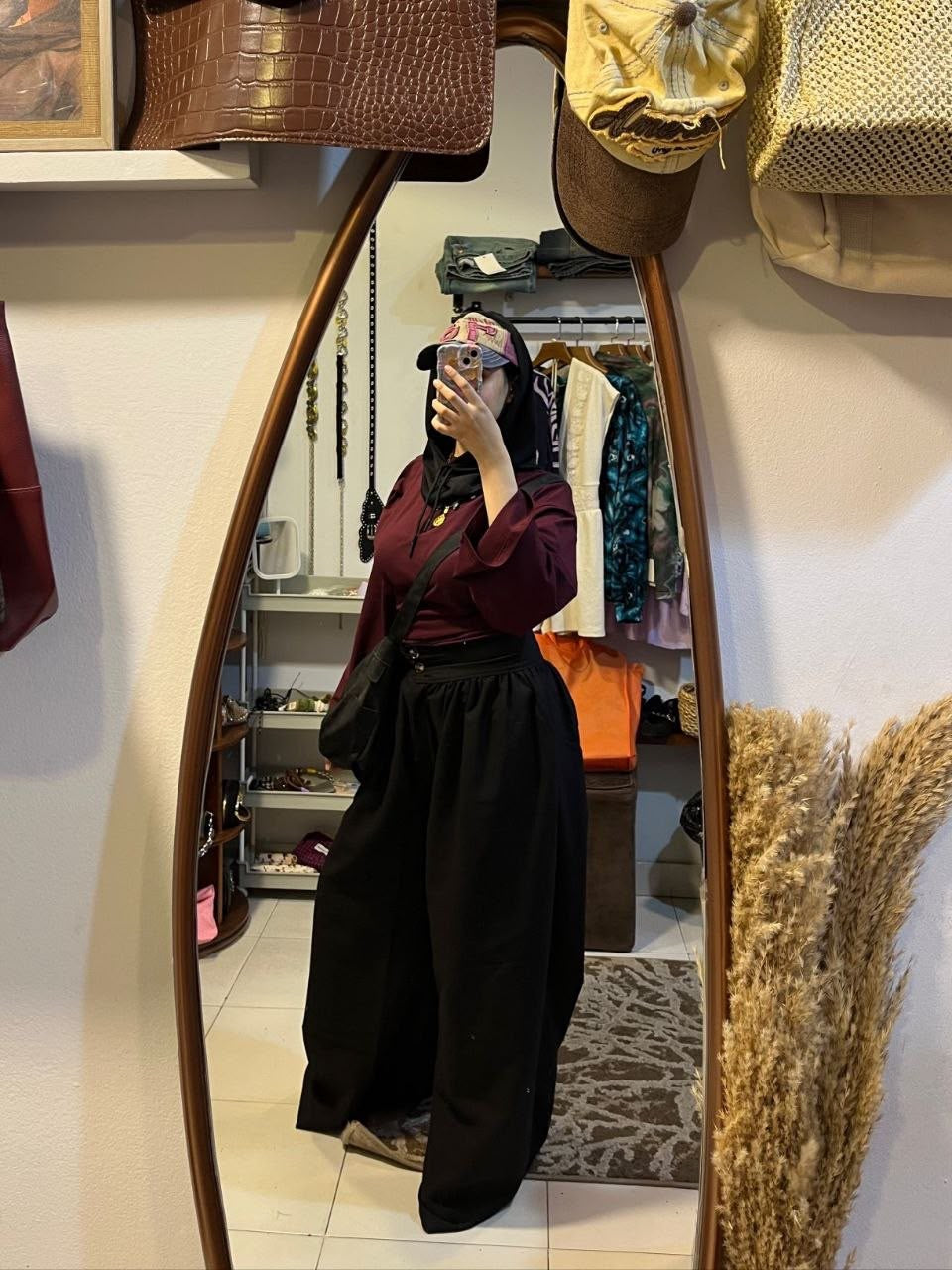 Bottom black